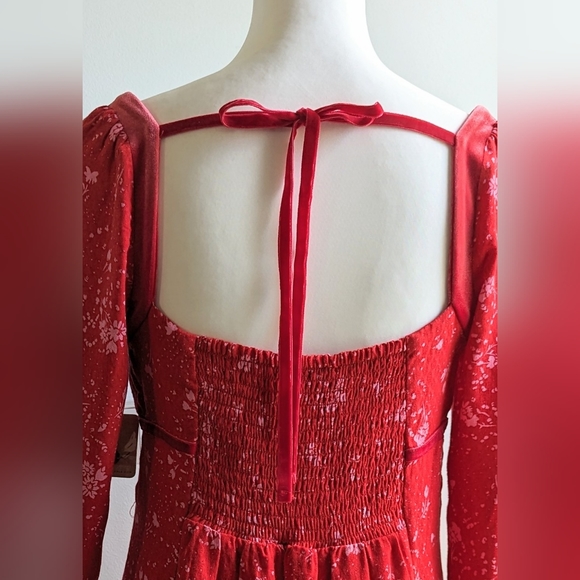 NWT.....Free People Tess Velvet-Trim Red Floral Mini Dress Size Small - Picture 8 of 12
